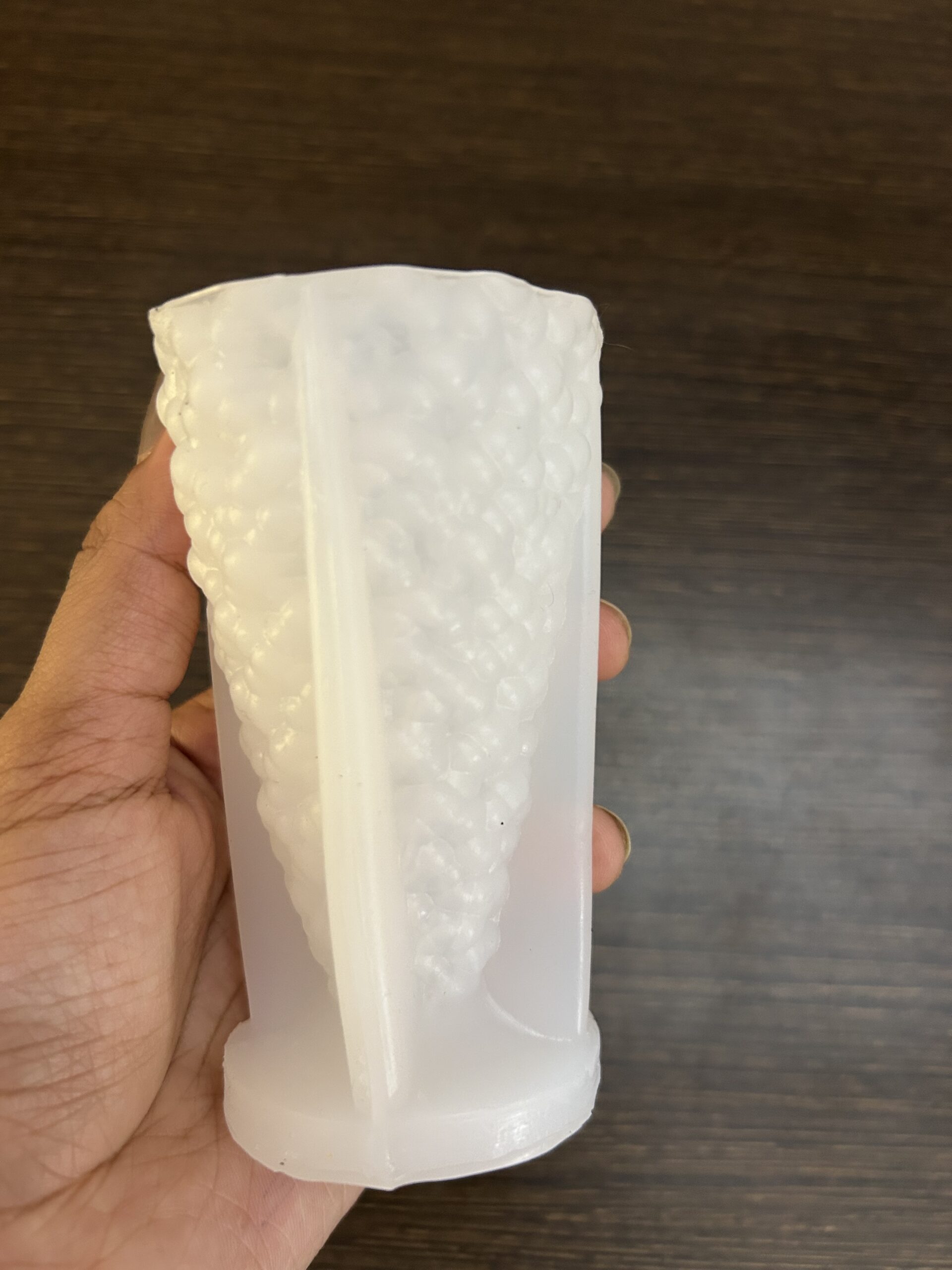 Christmas Tree Leaf Candle Mould - Image 3